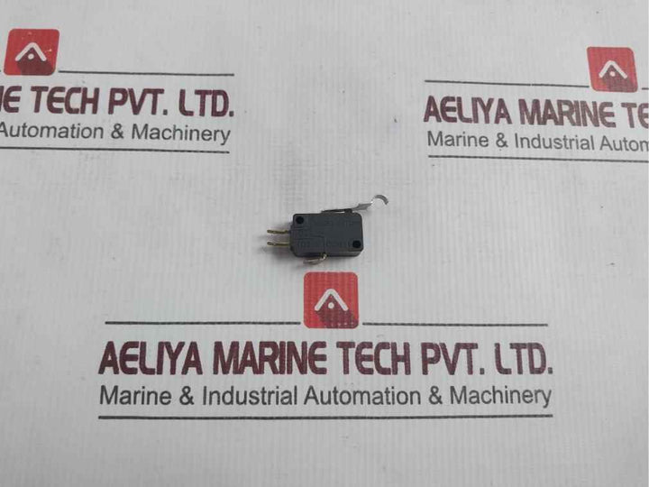 Lot Of 4x Honeywell V7-7b10d8-274 Microswitch 250v Dc