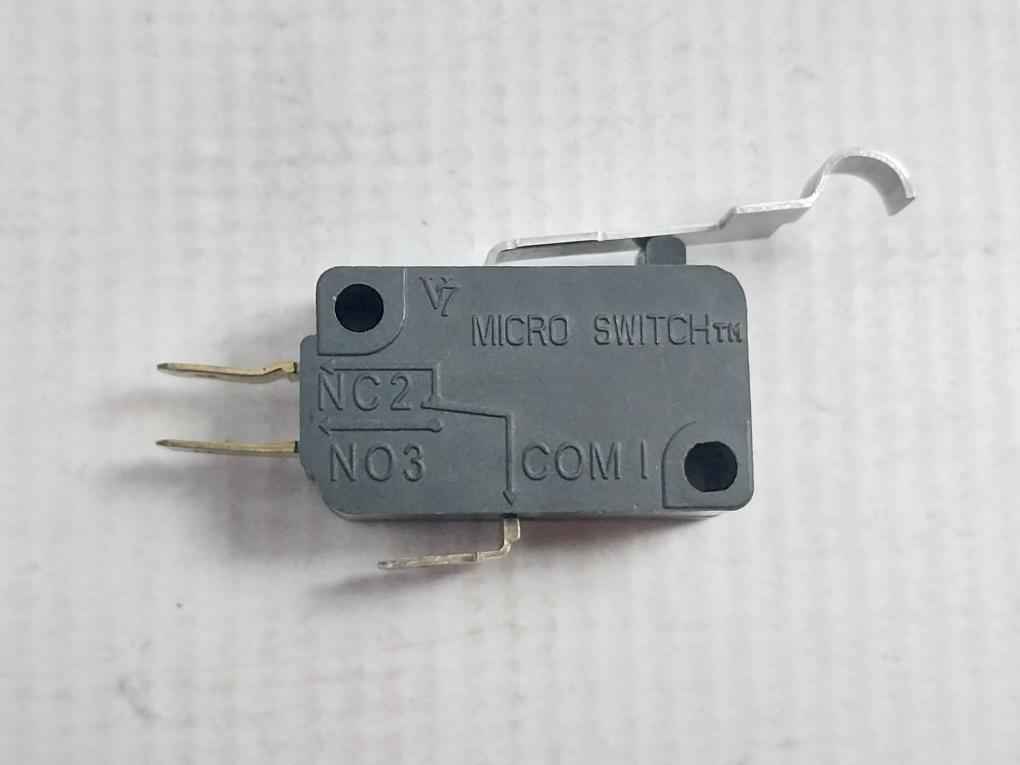 Lot Of 4x Honeywell V7-7b10d8-274 Microswitch 250v Dc