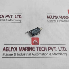 Lot Of 4x Honeywell V7-7b10d8-274 Microswitch 250v Dc