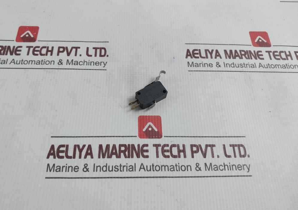 Lot Of 4x Honeywell V7-7b10d8-274 Microswitch 250v Dc