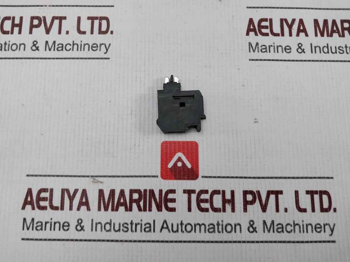 Lot Of 4x Phoenix Contact P-fu 5x20 Led 24 Fuse Plug 300v 10a Max