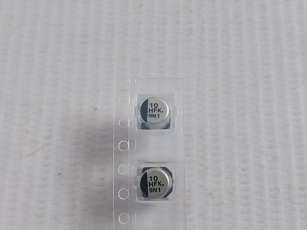 Lot Of 50X Aluminium Electrolytic Capacitor 5985-afk50V10-f Mouser 50V