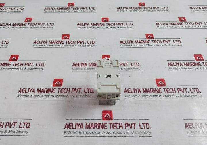 Lot of 5X ALLEN-BRADLEY 700-HA33Z24 Ser D GP Tube Base Relay 24VDC 10A 1HP 240VA