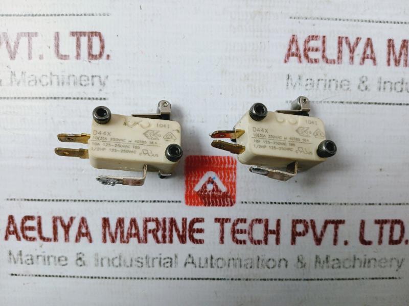 Lot Of 5X Cherry D44X Pushbutton Micro Switch 10A 125-250Vac T85