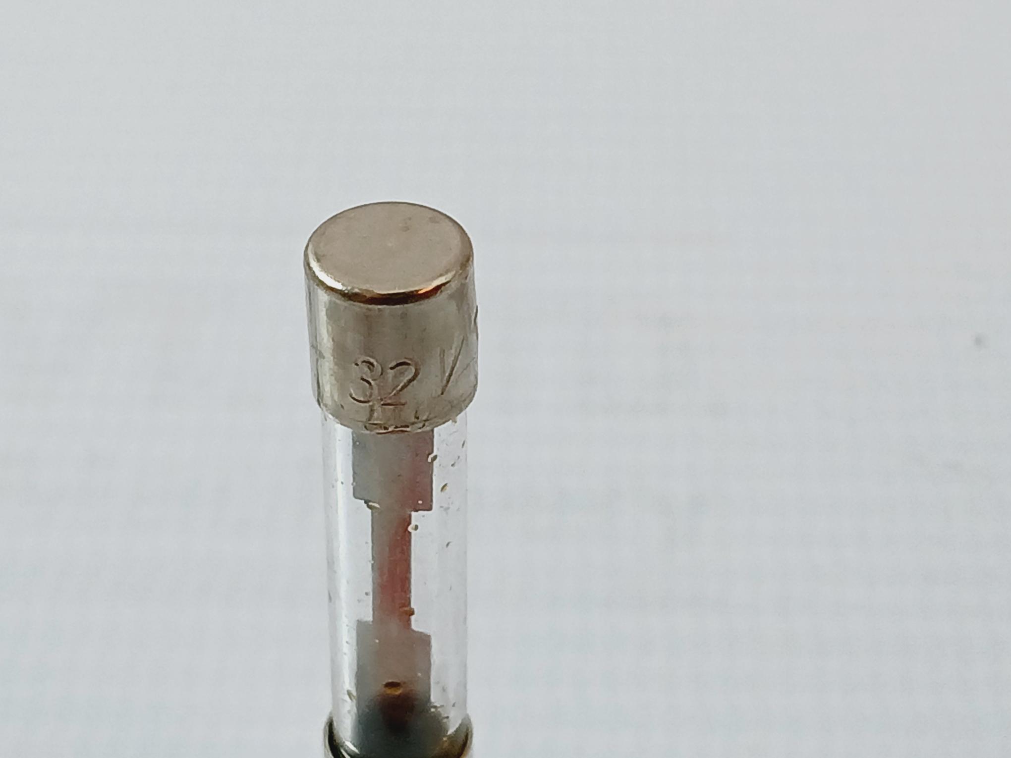 Lot of 5X Cooper Bussmann AGC 15 Cartridge Fuse 15A 32V