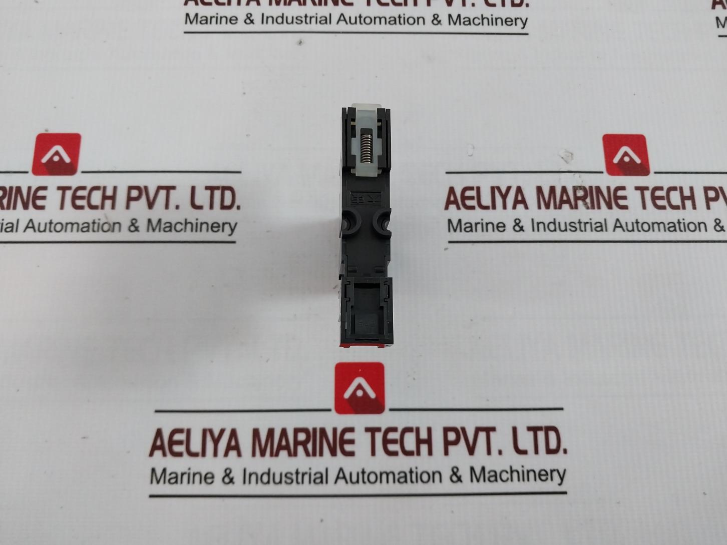 Lot Of 5X Daito P413 Alarm Fuse With Base 52 1.3 155