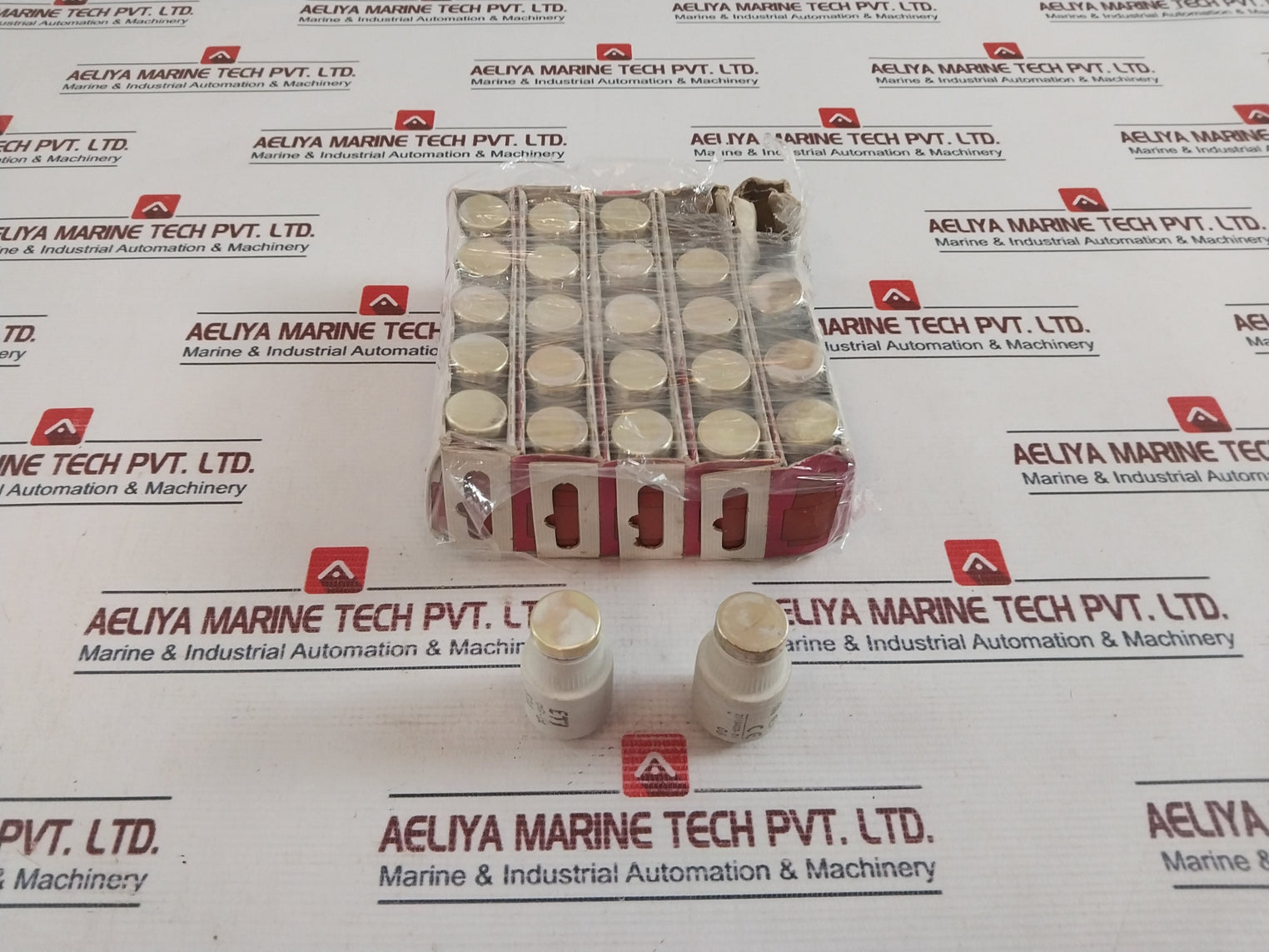 Lot Of 11X Eti 002313403 Bottle Fuse 63A 500V Gg-gl