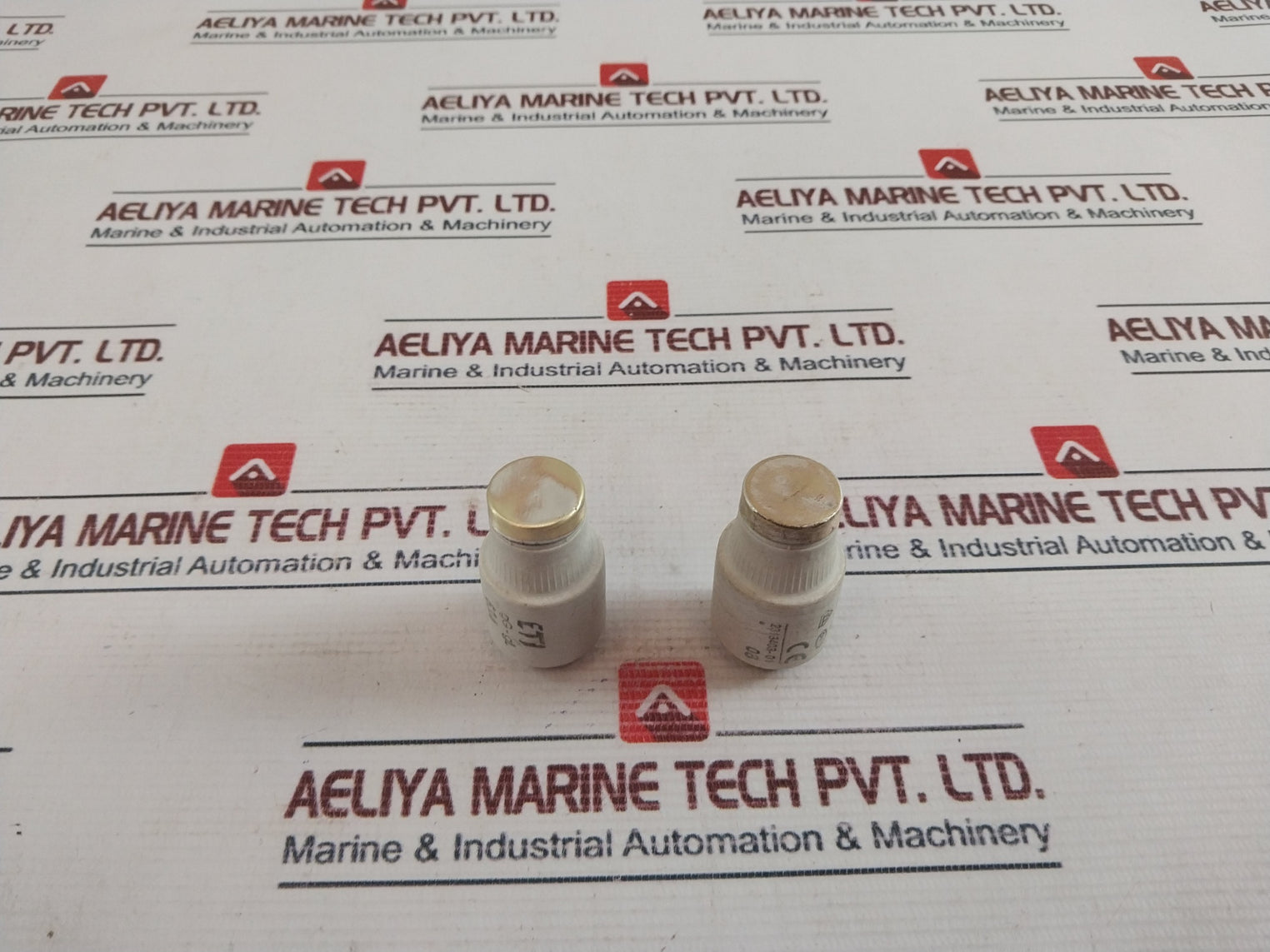 Lot Of 11X Eti 002313403 Bottle Fuse 63A 500V Gg-gl