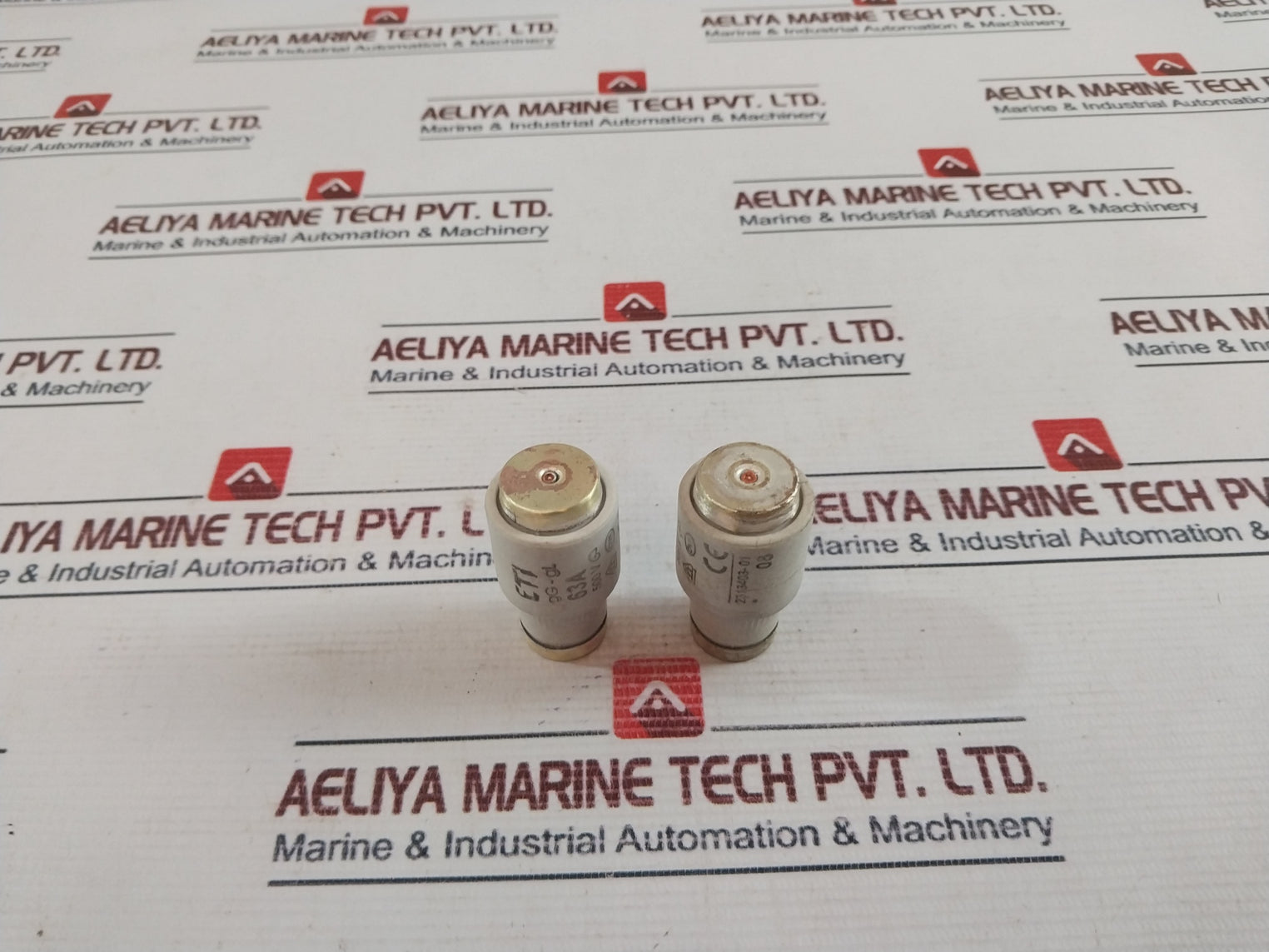 Lot Of 11X Eti 002313403 Bottle Fuse 63A 500V Gg-gl