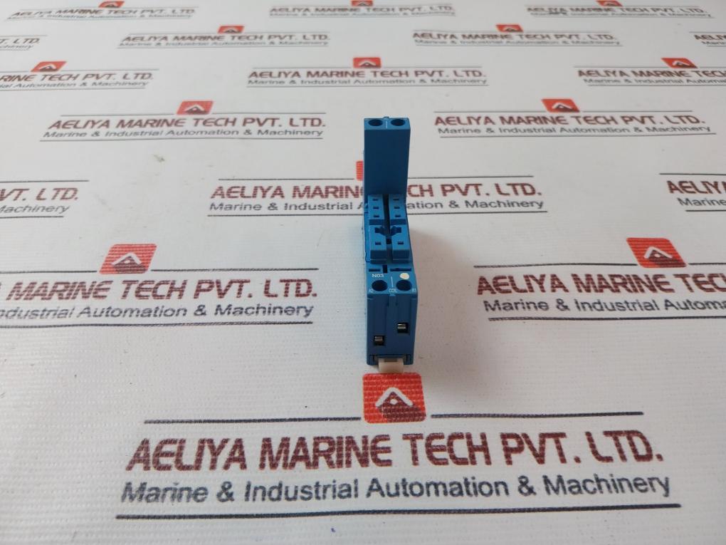 Lot of 5X FINDER Relay Socket 95.05