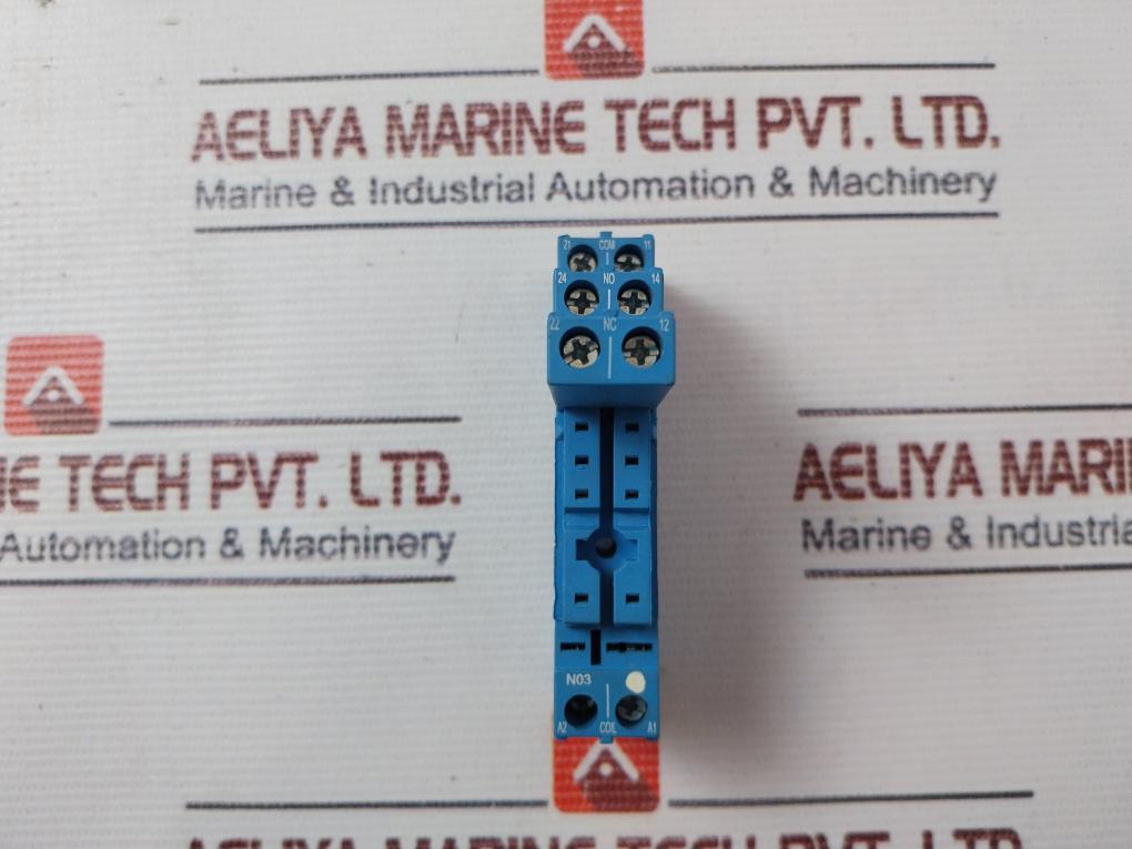 Lot of 5X FINDER Relay Socket 95.05