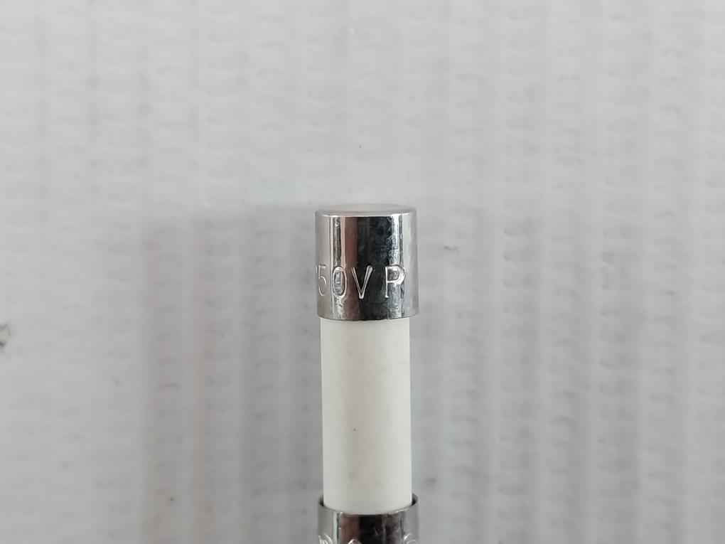 Lot Of 5X Littelfuse T2Ah250V P Ceramic Fuse 0215002.Vxp