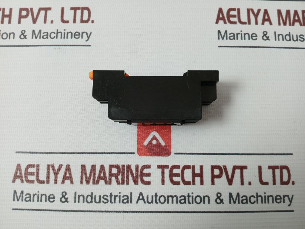 Lot Of 5X O/E/N 37-9900-200 Relay Socket