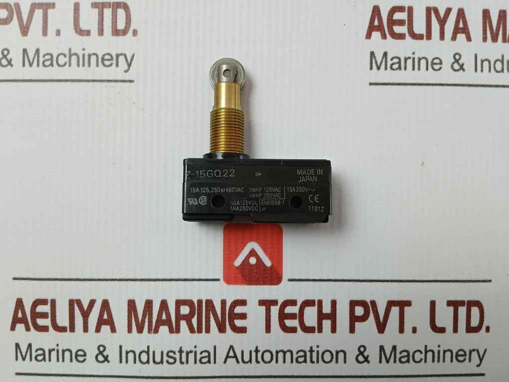 Lot Of 5X Omron Basic Switch Z-15Gq22 480Vac