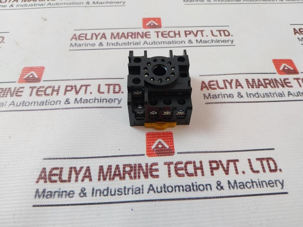 Lot of 5X OMRON PF113A-E Relay Base 10a 250v