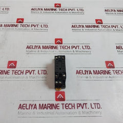 Lot of 5X OMRON PYF08A-E Relay Socket Base 8-Pin 7A 250VAC