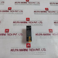 Lot of 5X OMRON PYF08A-E Relay Socket Base 8-Pin 7A 250VAC