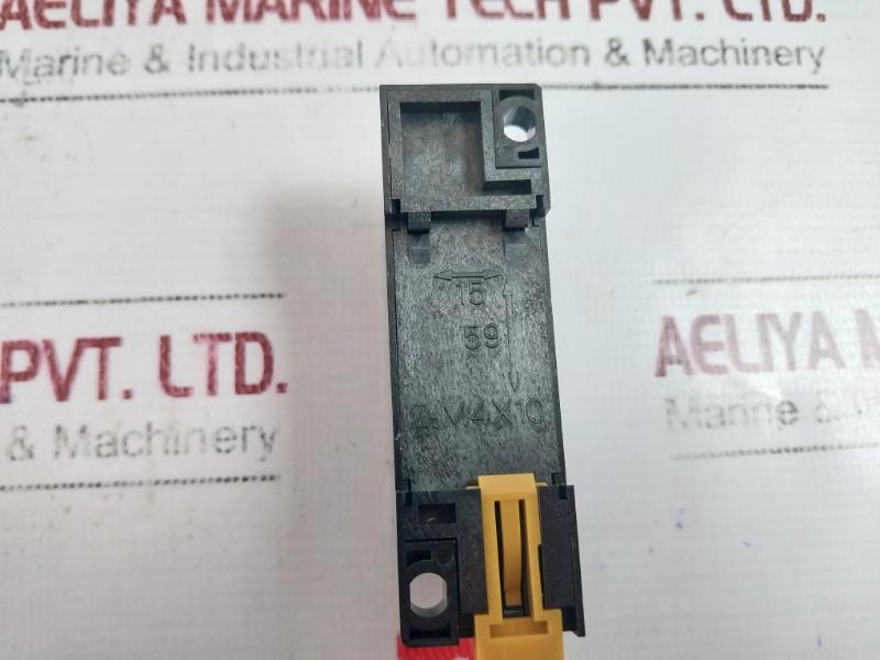 Lot Of 5X Omron Pyf08A-e Relay Socket Base 8-pin 7A 250Vac