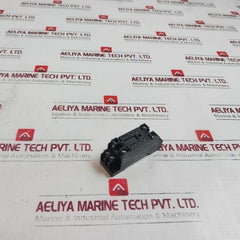 Lot of 5X OMRON PYF08A-E Relay Socket Base 8-Pin 7A 250VAC