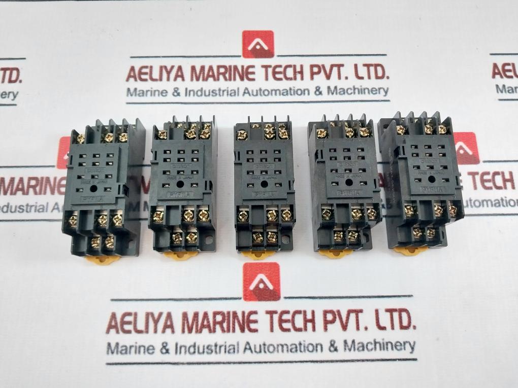 Lot Of 5X Omron Pyf11A Safety Relay Socket 250V 5A