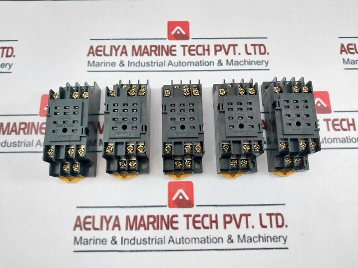 Lot of 5X OMRON PYF11A Safety Relay Socket 250V 5A