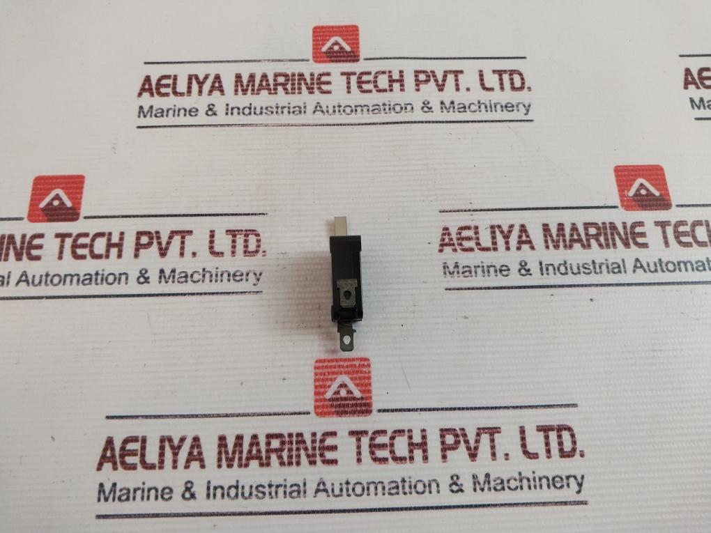 Lot of 5X Omron V-102-2A5 Microswitch 10A 1/2Hp 125-250Vac