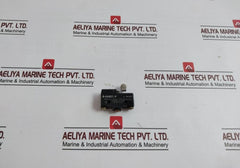 Lot of 5X Omron Z-15GM22-B Snap Action Switch 15A 125 250 OR 480VAC 1/8HP 125VAC