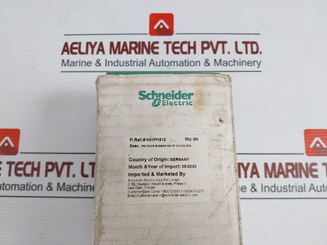 Lot of 5X SCHNEIDER R9XFH212 Comb Busbar 500V/63A