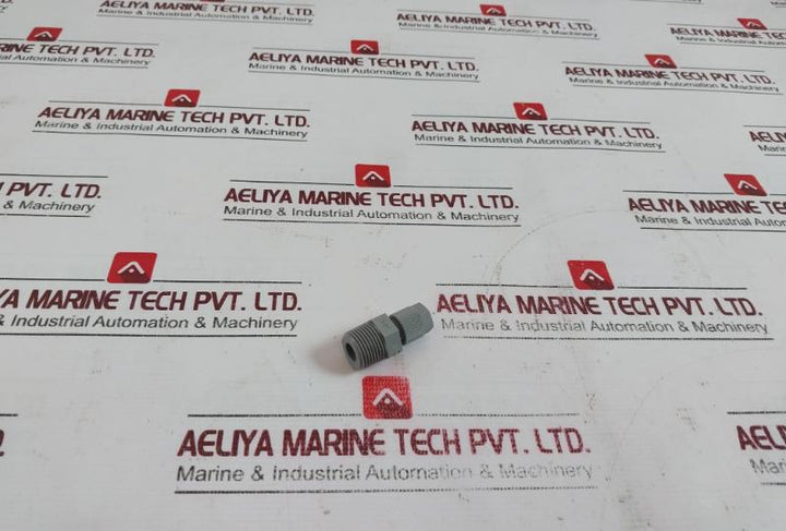 Lot of 5X SERTO 6-3/8 Male Adapter Union 16983