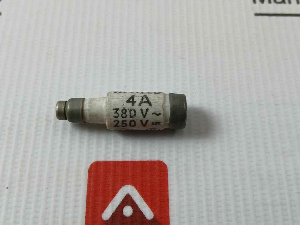 Lot Of 5X Siemens 4A Fuse Link 380V~