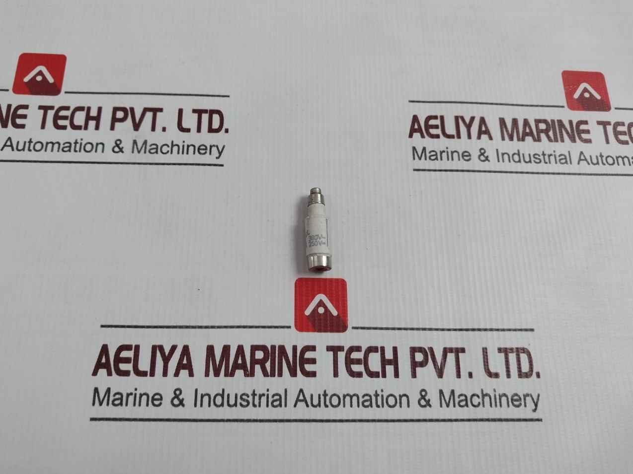 Lot Of 5x Izlake 2a Gl Bottle Fuse 380v~