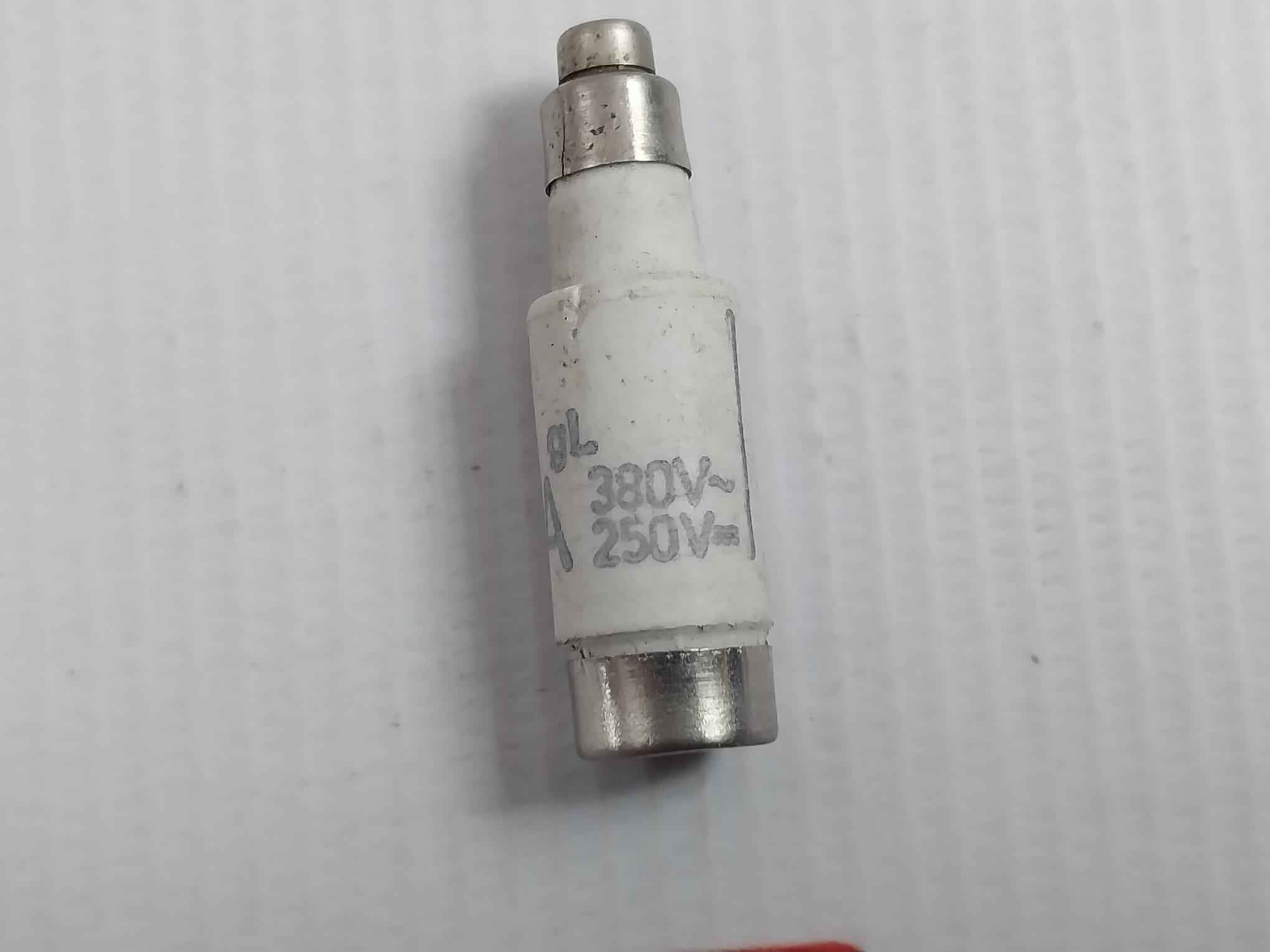 Lot Of 5x Izlake 2a Gl Bottle Fuse 380v~