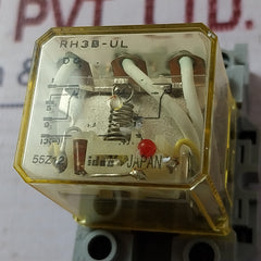 Lot of 6X IDEC RH3B-UL Relay with Base 10A 120VAC