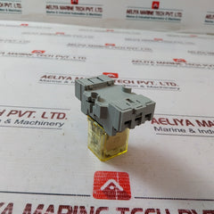 Lot of 6X IDEC RH3B-UL Relay with Base 10A 120VAC