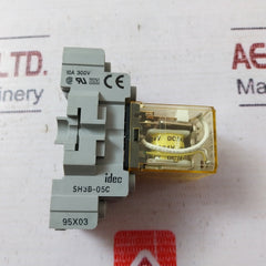 Lot of 6X IDEC RH3B-UL Relay with Base 10A 120VAC
