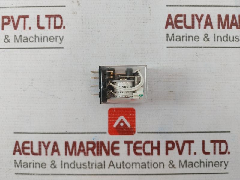 Lot Of 6X Omron My4N-d2 General Purpose Relay Iec255 3A 150Vac 5A 28V- Dc1