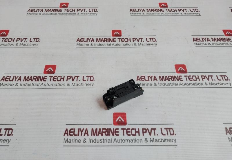 Lot Of 6X Omron Pyf08A-e Relay Socket 7A 250Vac