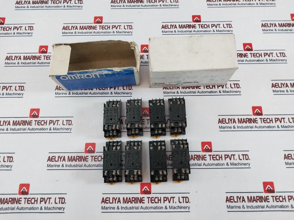 Lot Of 6X Omron Pyf11A Relay Socket 250V 5A 2-m4X10