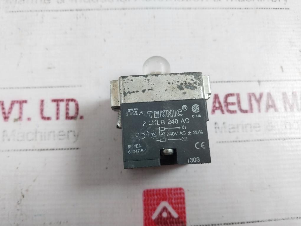 Lot of 6X Teknic 2LHLR Metallic LED Indicator 240 AC