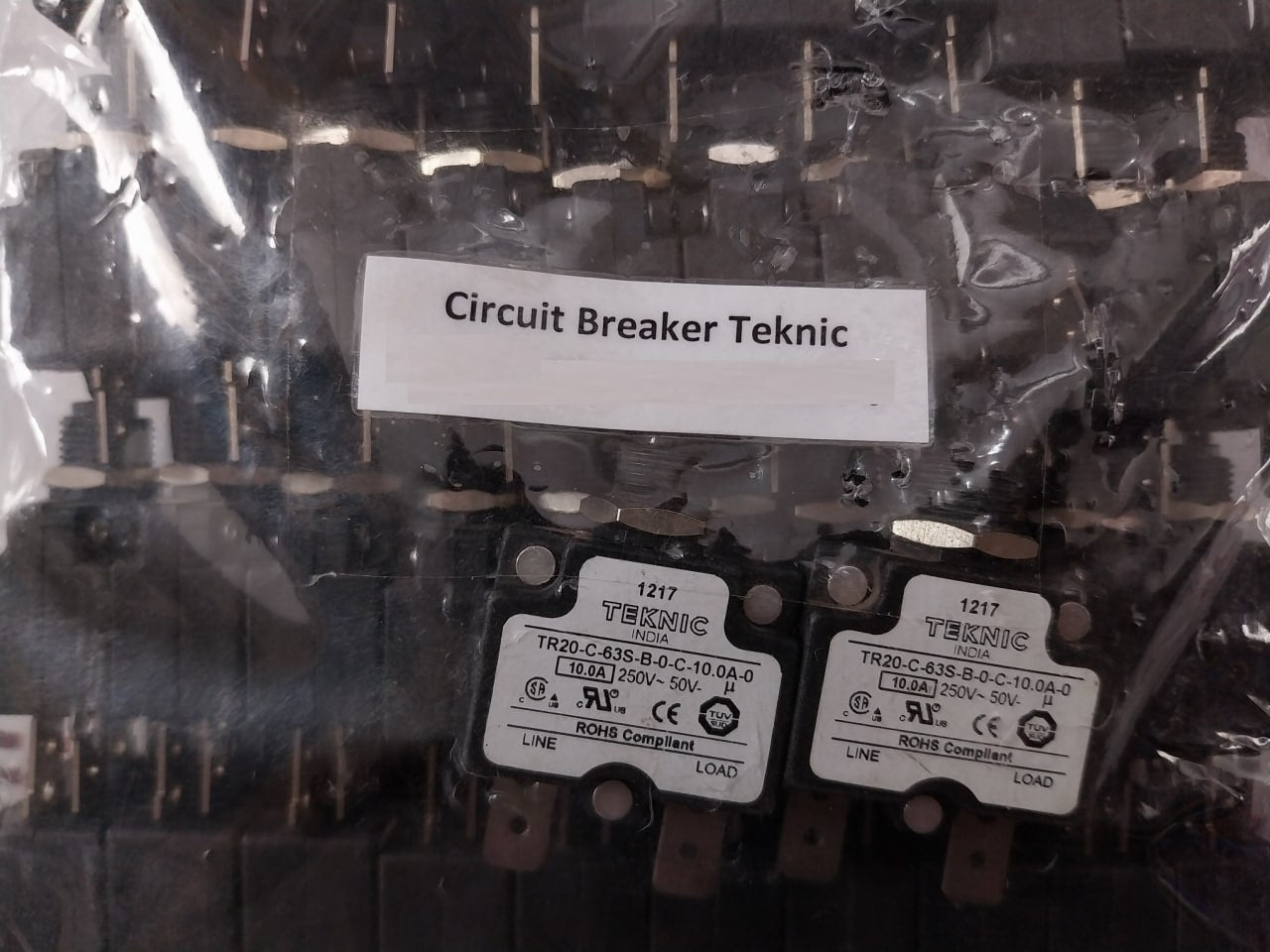 Lot Of 6X Teknic Tr20-c-63S-b-0-c-10.0A-a Circuit Breaker 250V-50V-u 10.0A 1217