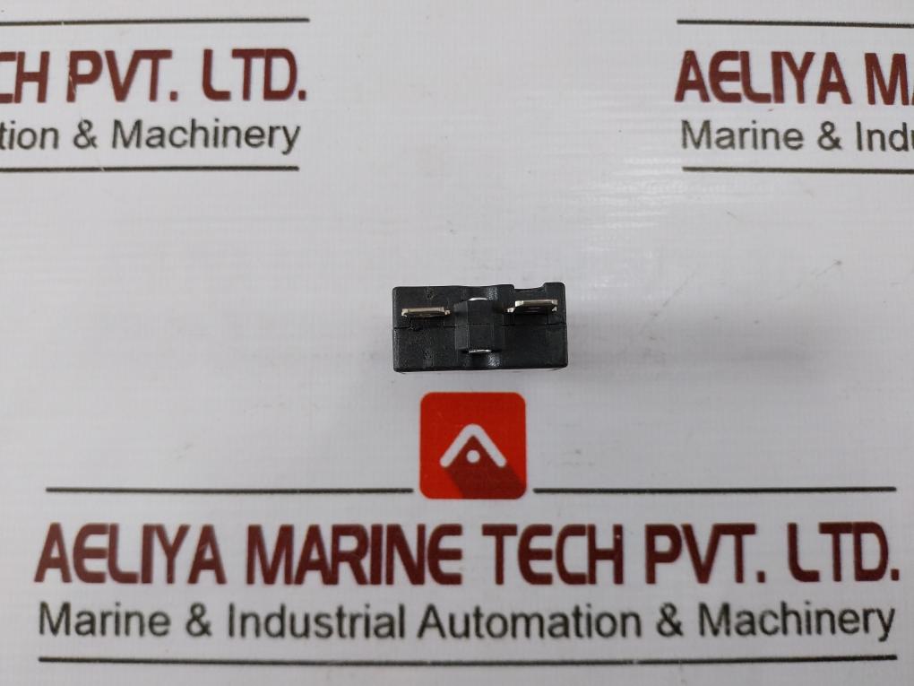 Lot Of 6X Teknic Tr20-c-63S-b-0-c-10.0A-a Circuit Breaker 250V-50V-u 10.0A 1217