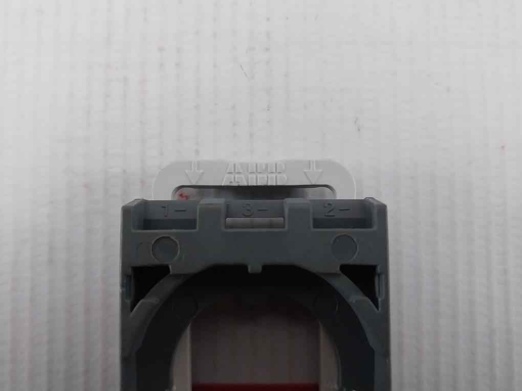 Lot Of 7X Abb 227252 Contact Block Holder