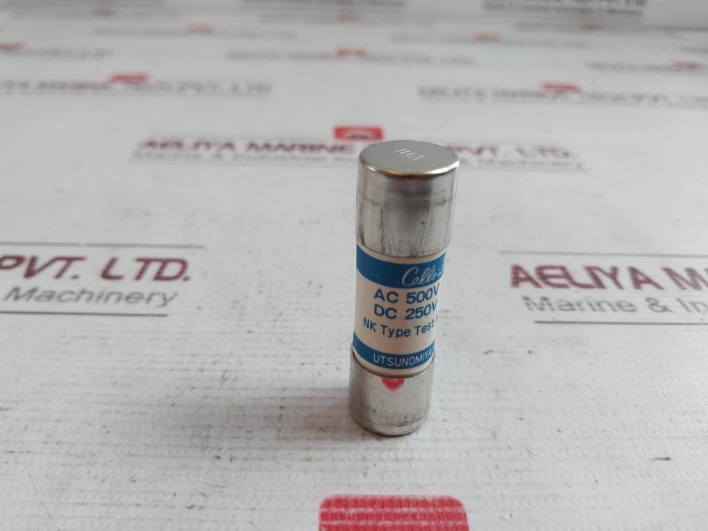 Lot Of 7X Cello-lite Uc1 Fuse 216-210.013 250V 68T103 500V