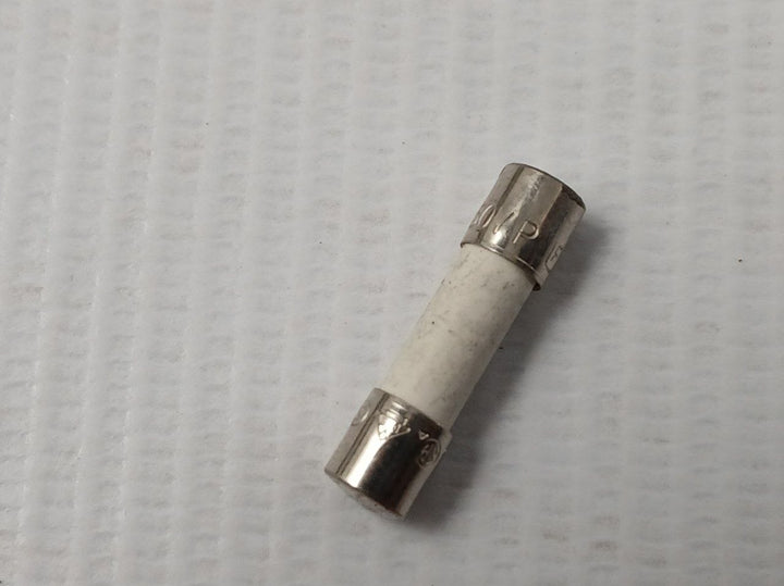 Lot Of 7X Littelfuse 0216.250Vxp Ceramic Cartridge Fuse