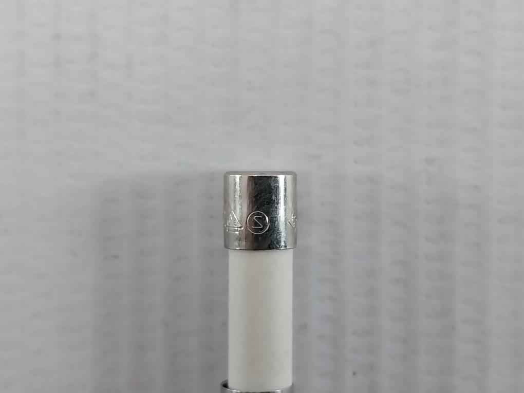 Lot Of 7X Littelfuse F1Ah250V P Ceramic Fuse