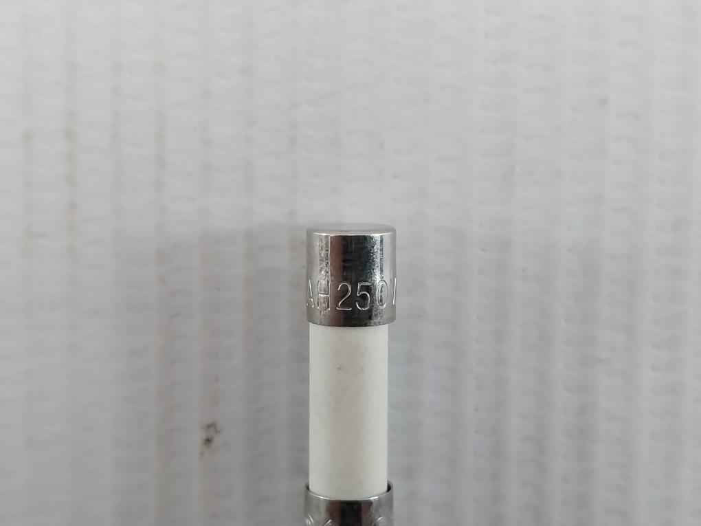 Lot Of 7X Littelfuse F1Ah250V P Ceramic Fuse