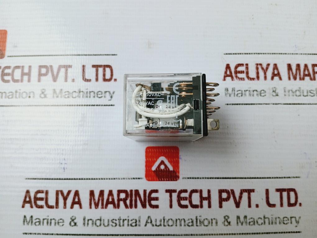 Lot of 7X Omron LY4N-D2 Relay 10A 110VAC/10A 240VAC, 24VDC 0289YU