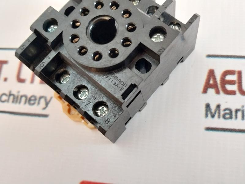 Lot Of 7X Omron Pf113A-e Relay Socket 25X9Cx 10A 250V