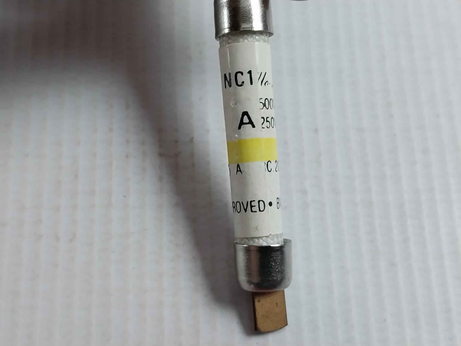 Lot Of 8x Cello-lite Nc1 1a Fuse 500v 250v