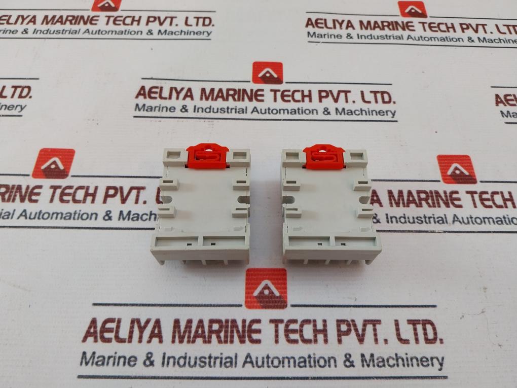 Lot of 8X MAGNECRAFT 70-464-1 Relay Socket 10A, 300V
